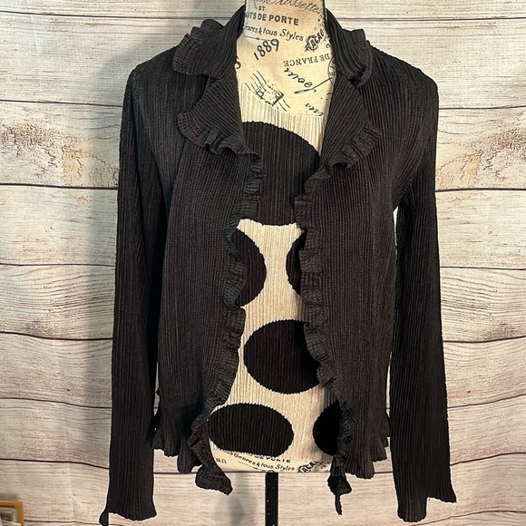 Adolfo Dominguez Jacket & Top Shell Ruffle Front Size 40 EU Large US Black Tan - Picture 1 of 15